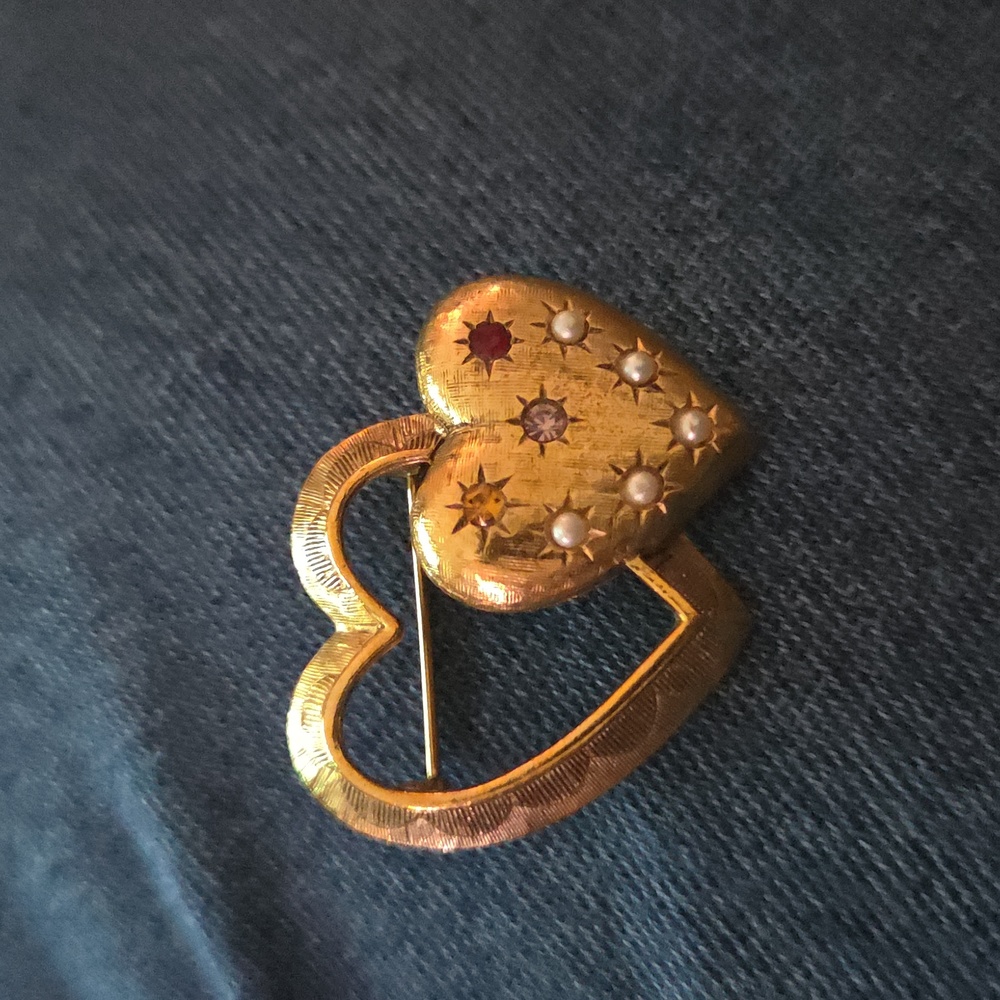 Vintage Signed EMMONS Mother Of Pearl Crystals Double Hearts Shape Pin Brooch